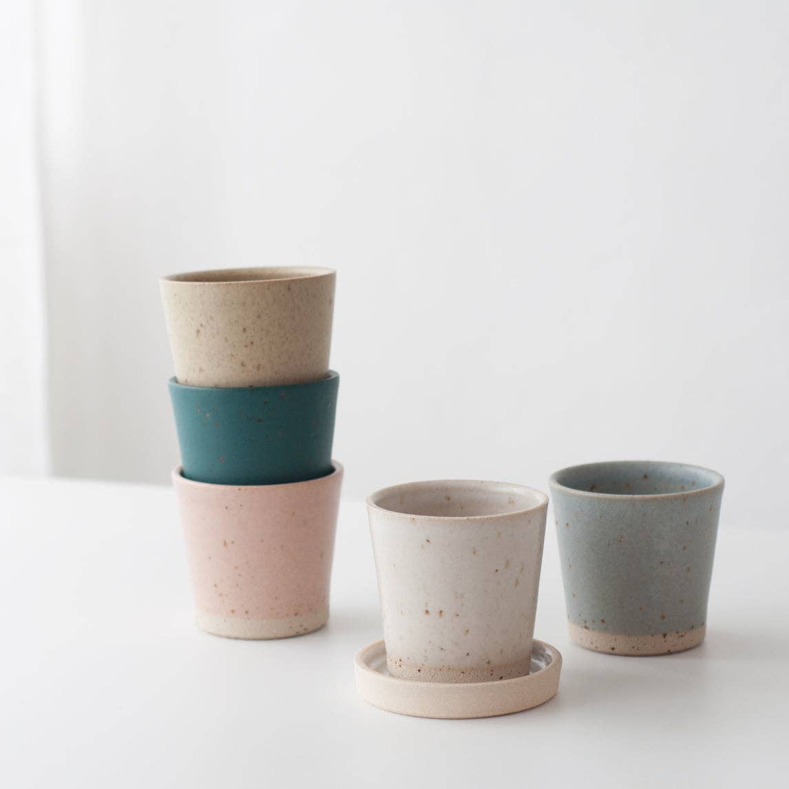 Beaker - Matte White & Speckled