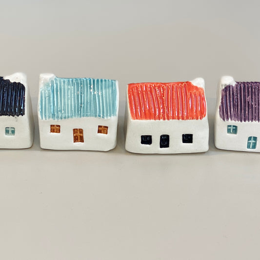 Wee Bothies - Tin Roof