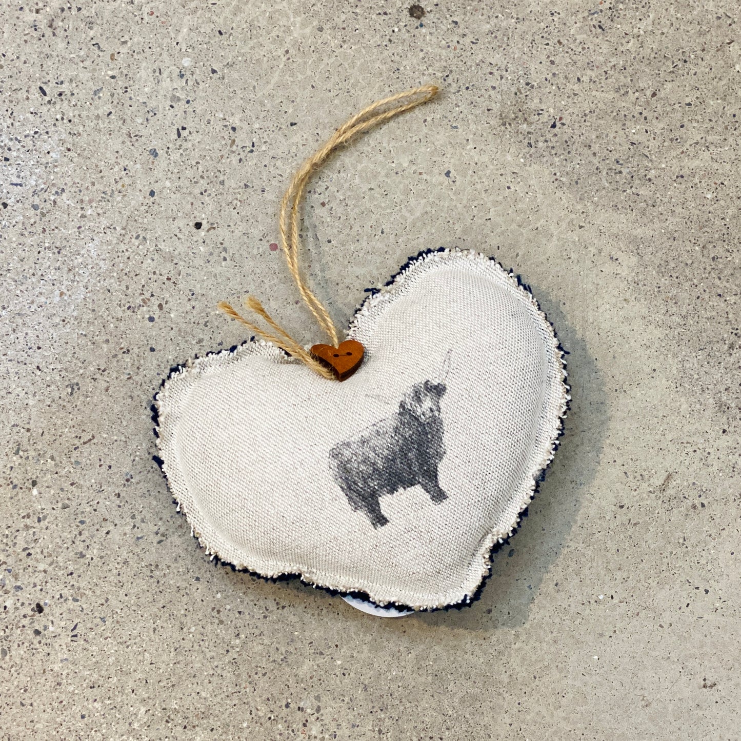 Iona Tweed Hanging Heart