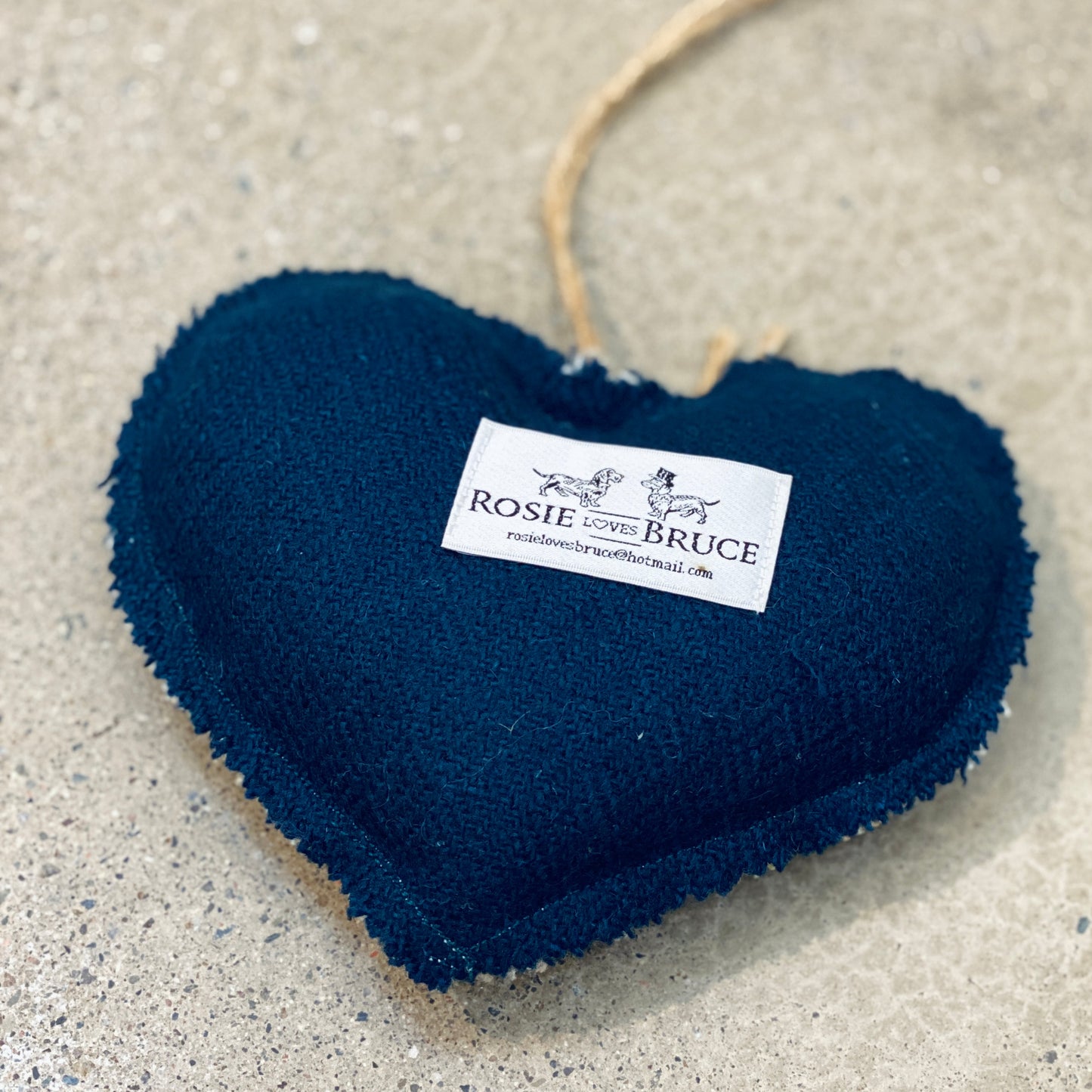 Iona Tweed Hanging Heart