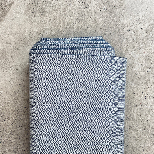 Diamond Twill - Basalt/IW7 Silver