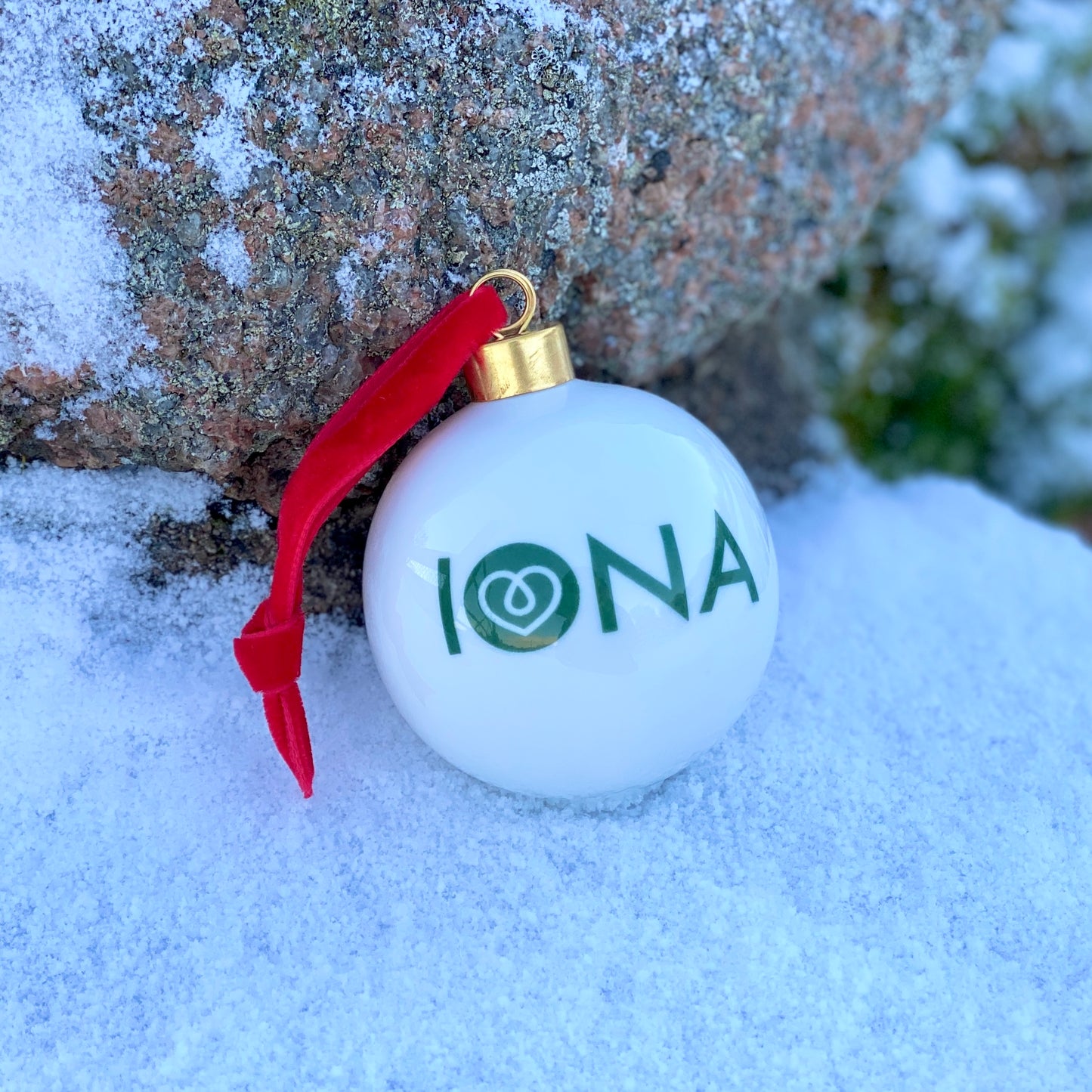 Iona Bauble