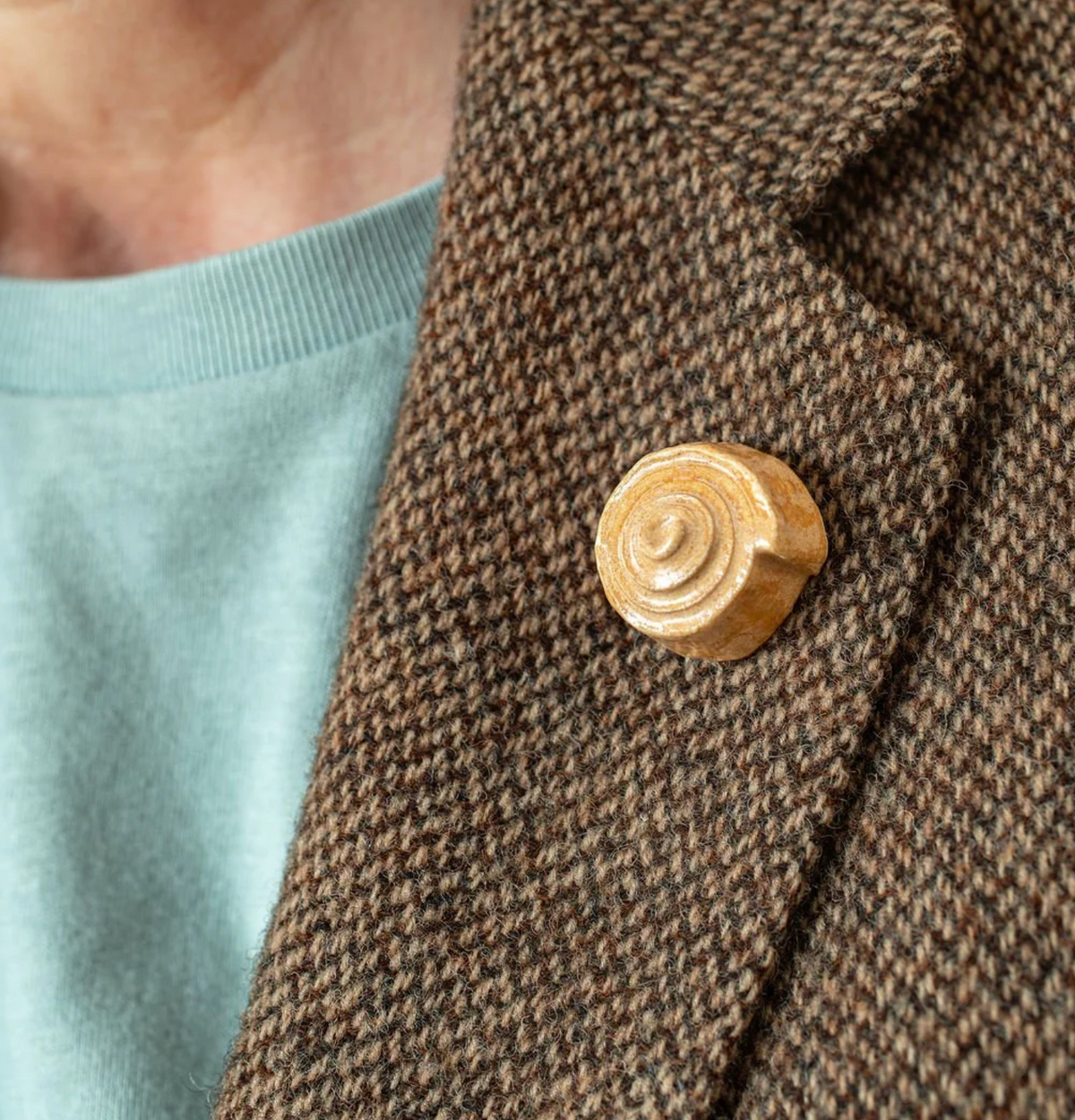 Art for Foodies - Spiral Bun Pin Badge