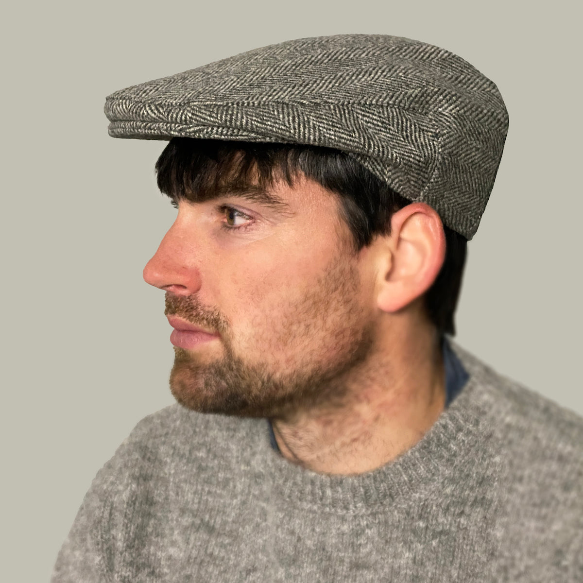 Iona Tweed Bunnet - Peat Herringbone