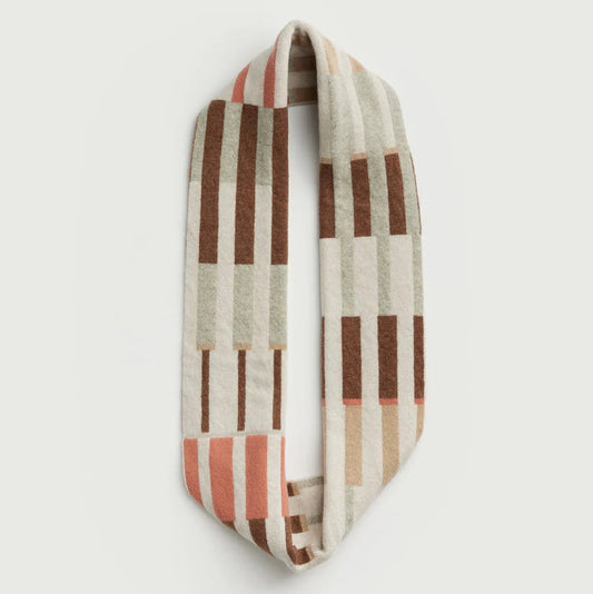 Harbour Circle Scarf - Hazelnut, Rosehip and Barley