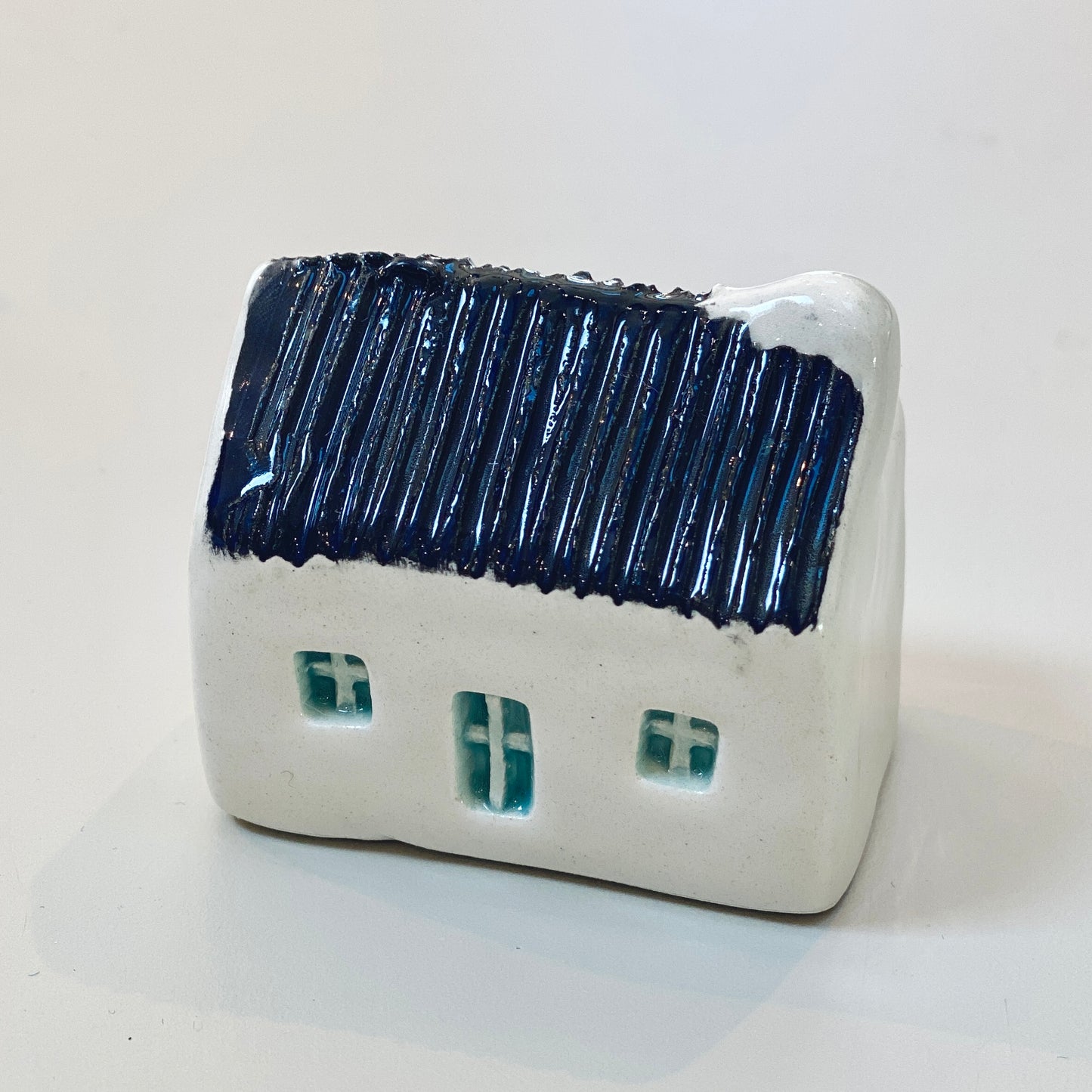 Wee Bothies - Tin Roof