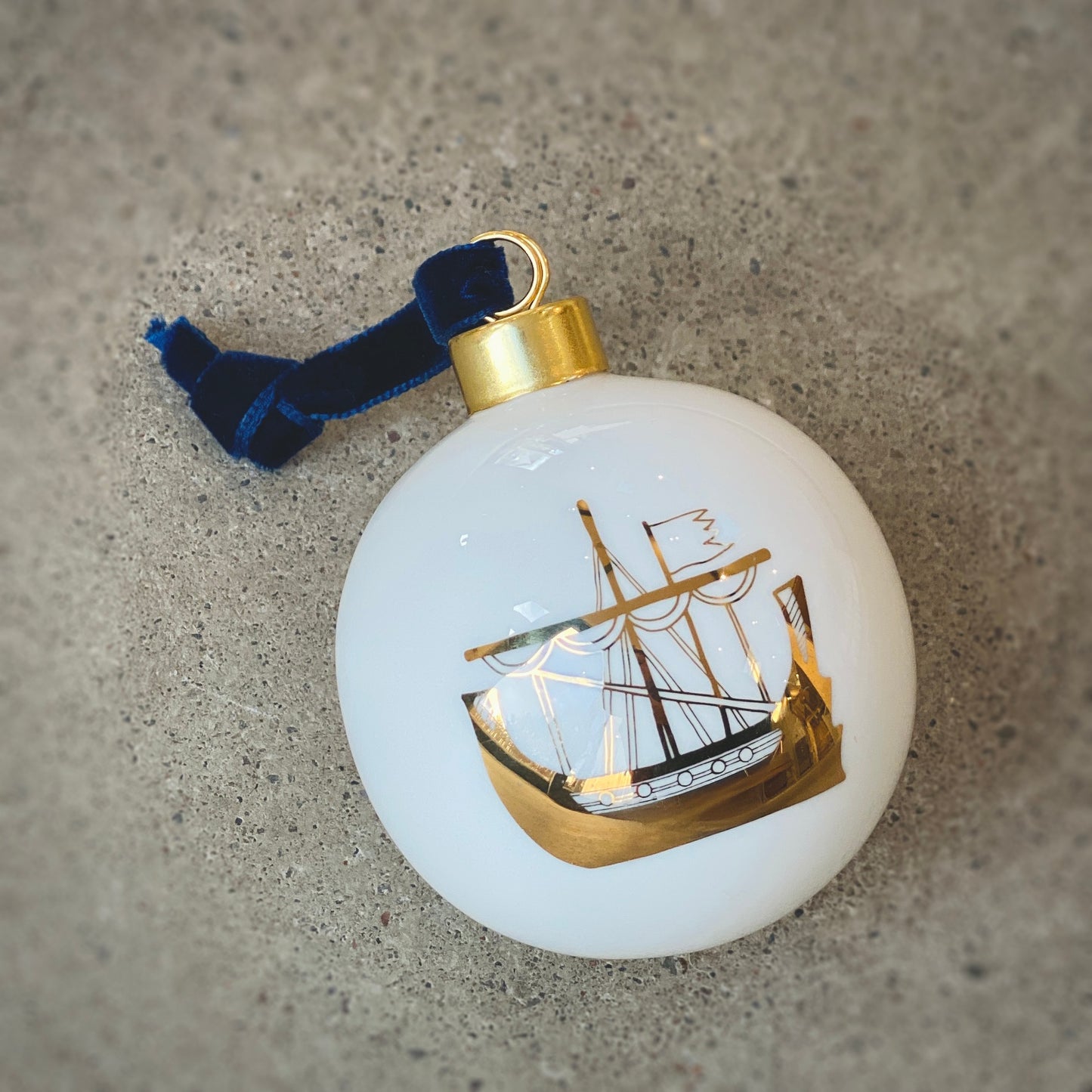 Iona Bauble  - Galley