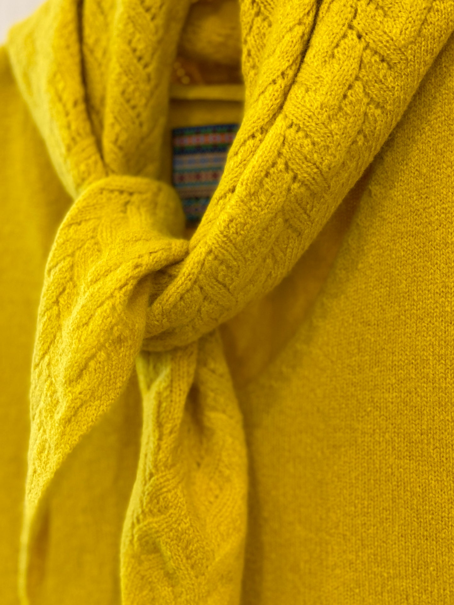 Filigree Neckerchief - Gorse