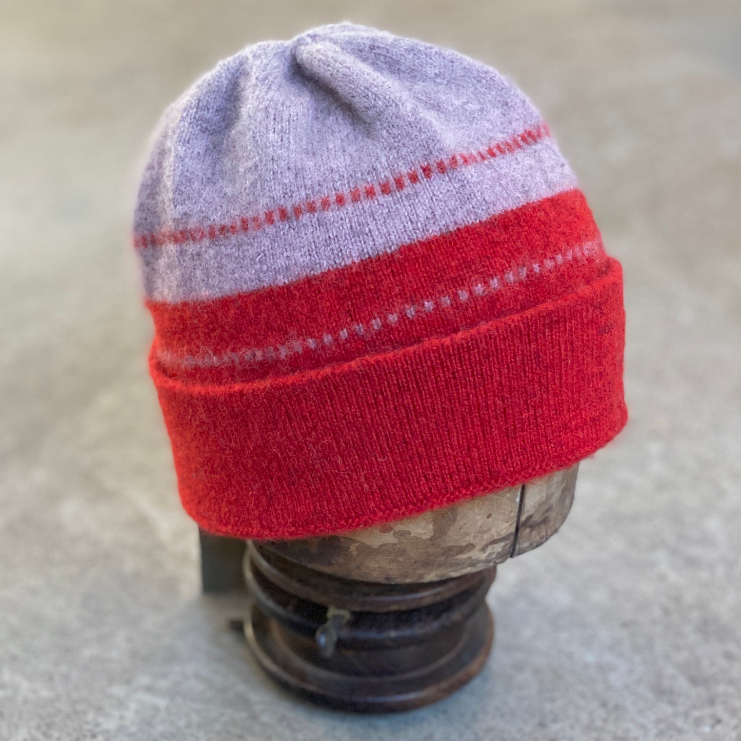 Double Dott Hat - Postbox/Silver