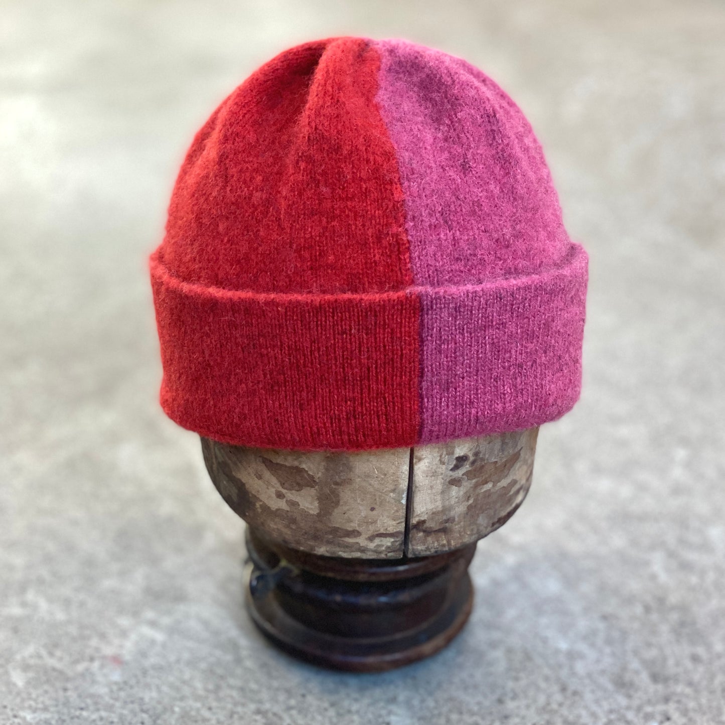 Two Tone Hat - Fuchsia/Postbox
