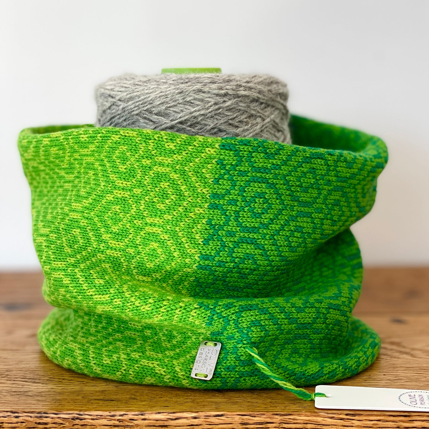 Iona Craft Shop, Short Cowl