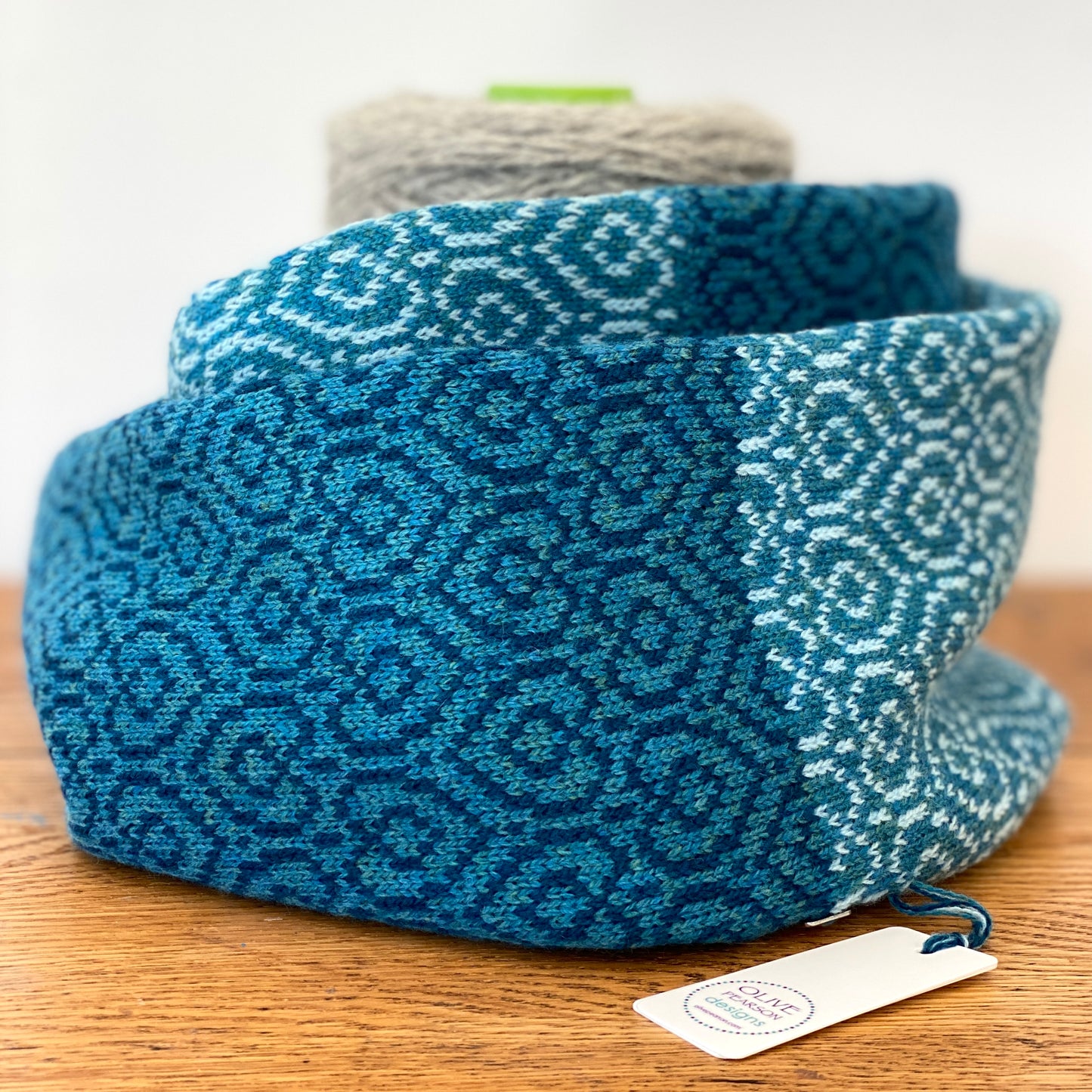 Iona Craft Shop, Long Cowl