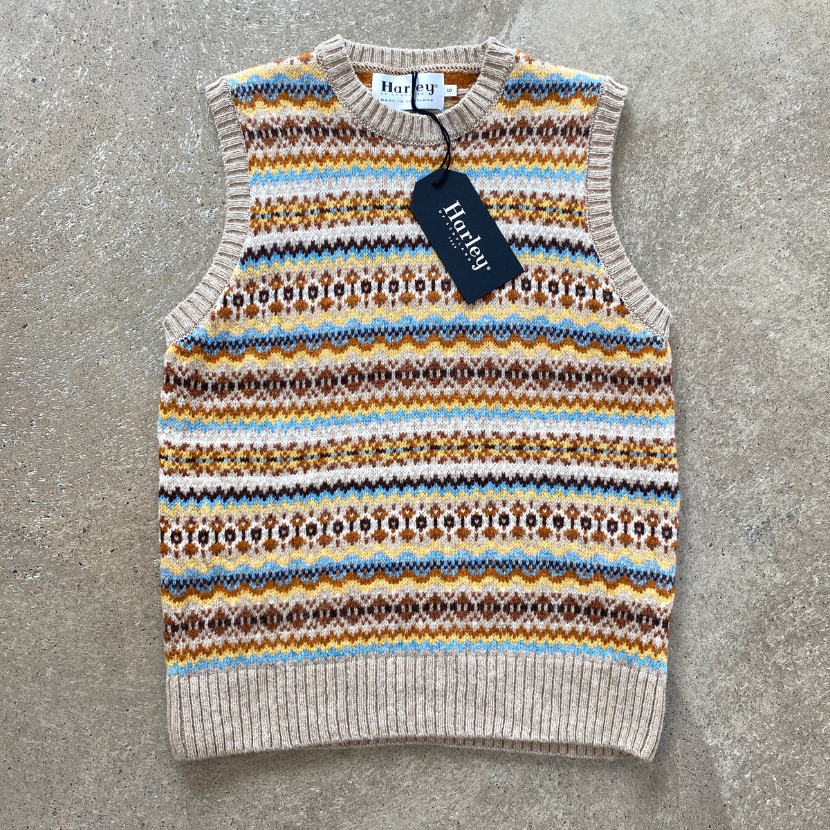 Fairisle Vest - Cameo – Iona Craft Shop