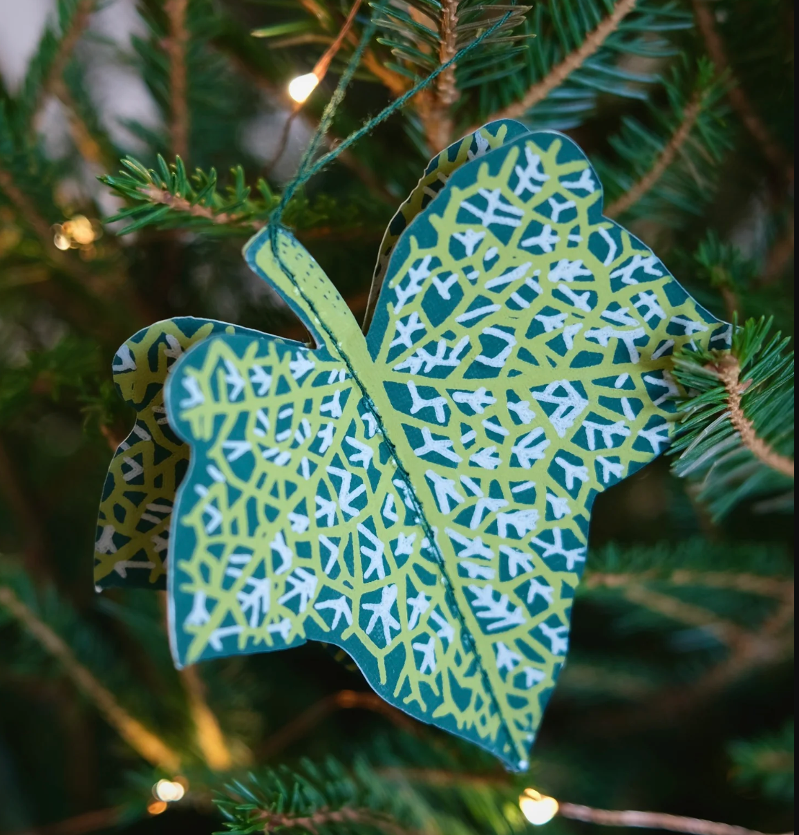 Winter Foliage Paper Decorations