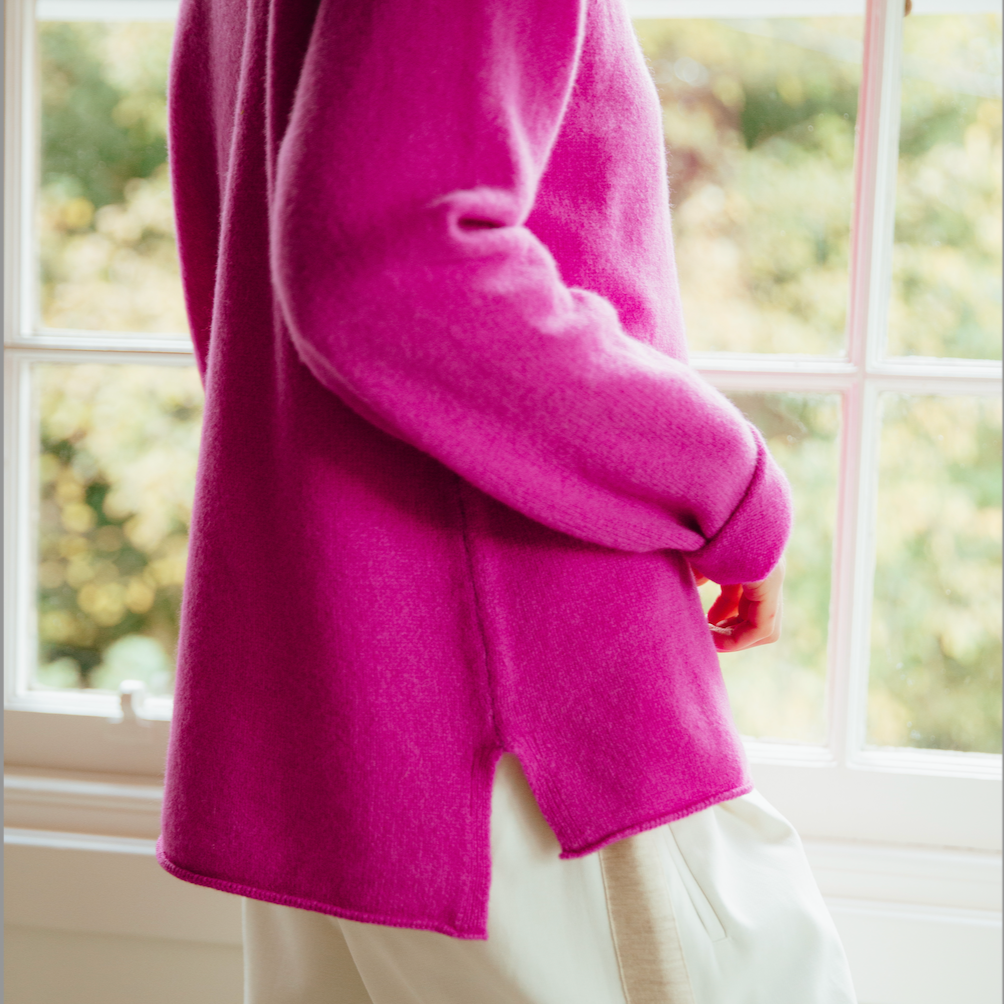 Corry Raglan Sweater - Honesty