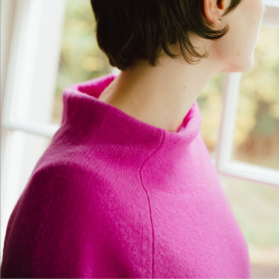 Corry Raglan Sweater - Honesty