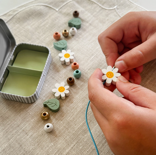 Daisy Bracelet Kit