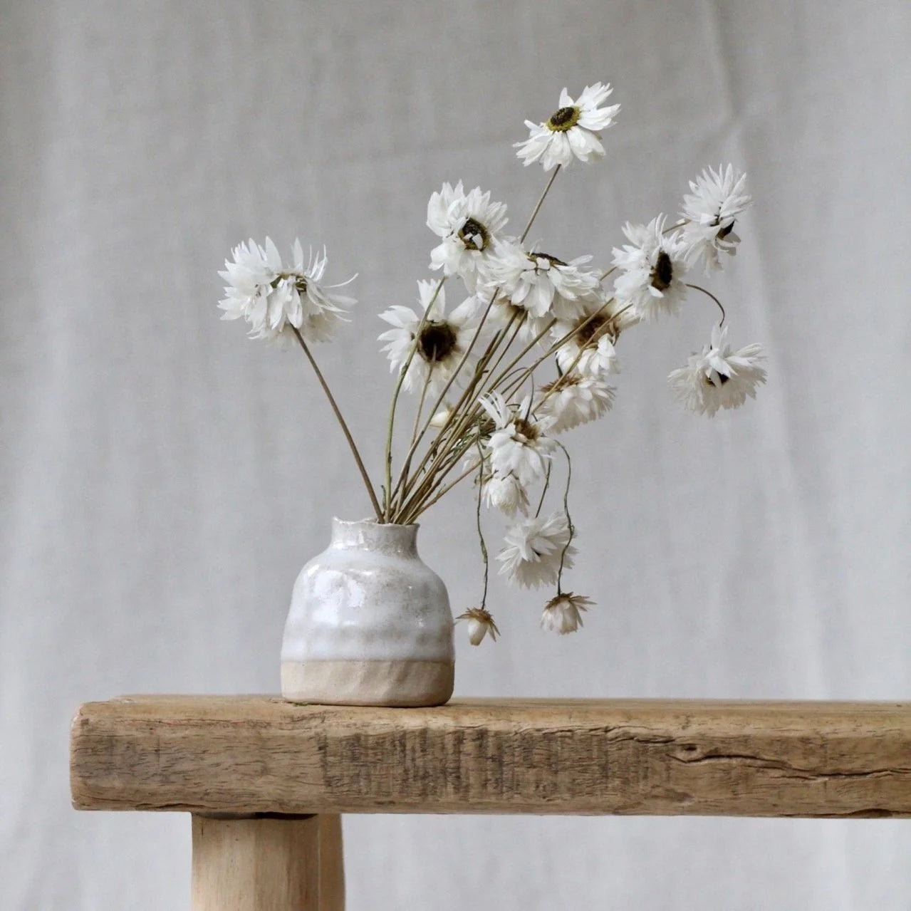 Kata Bud Vase - White
