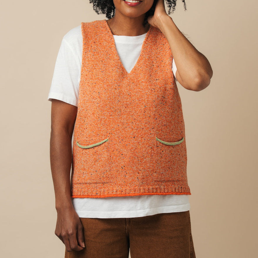 Tweed Nep Vest - Dune