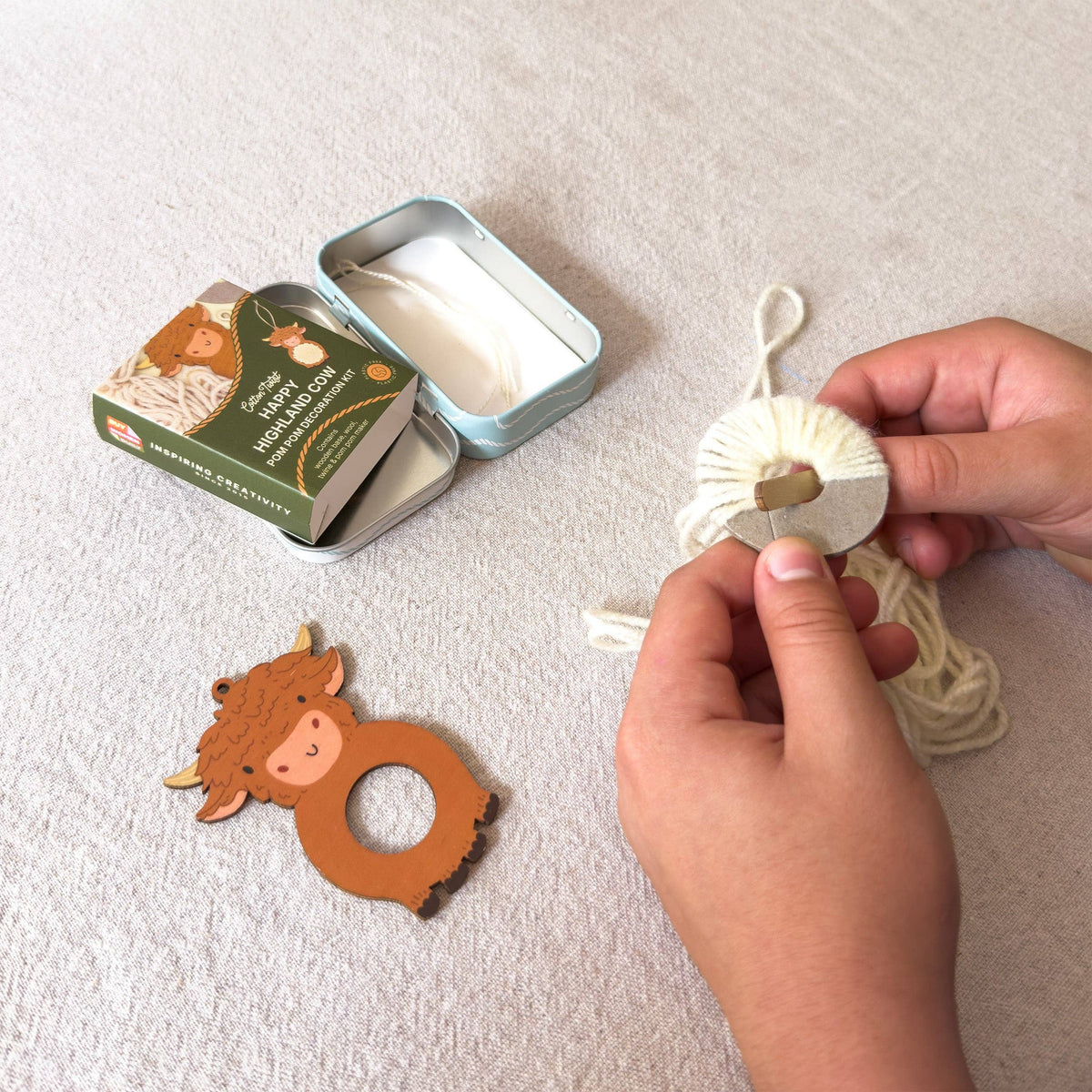 Pom Pom Highland Cow Kit