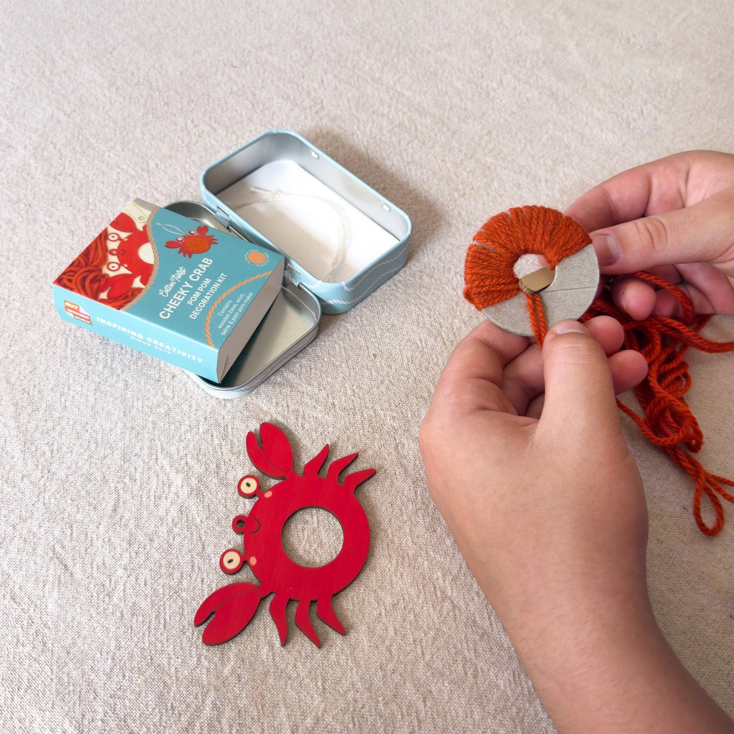 Pom Pom Crab Kit