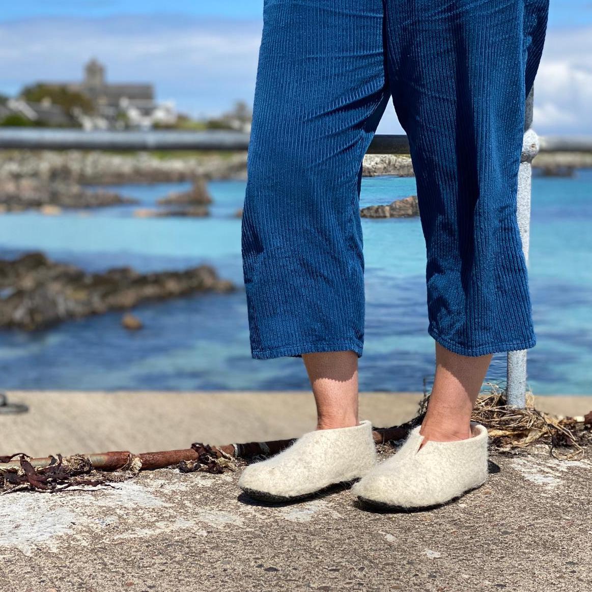 Iona Wool felted slippers - Full Heel, Natural Cream.